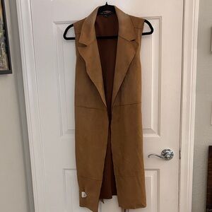 HYFVE Long Open-Front Sleeveless Vest in Camel Brown large